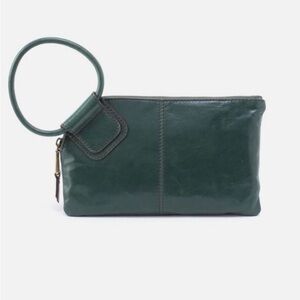 HOBO Sable Wristlet in Sage Leaf